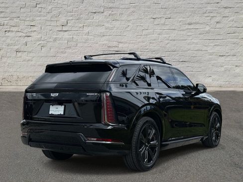 Certified 2025 Cadillac Escalade IQ Sport 2 w/ LPO, ONYX Package AWD/4WD image 5