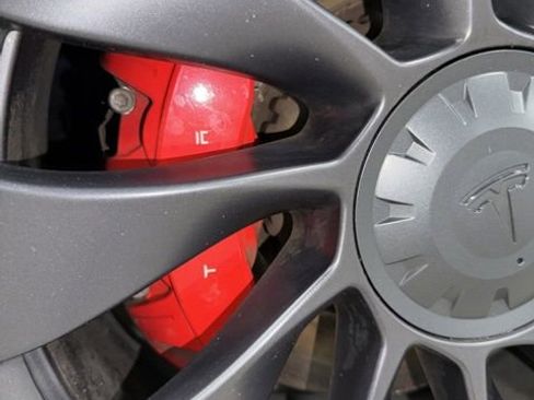 Used 2021 Tesla Model 3 Performance AWD/4WD image 3