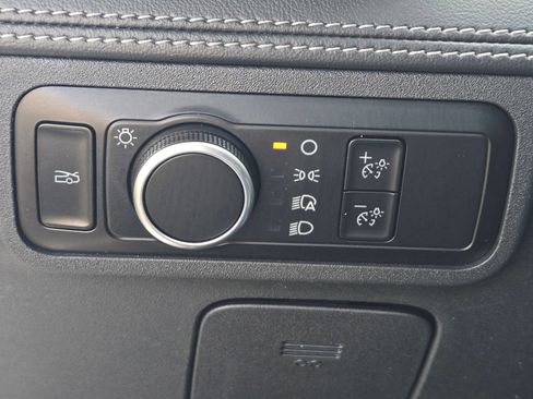 Used 2024 Ford Mustang Premium RWD image 21