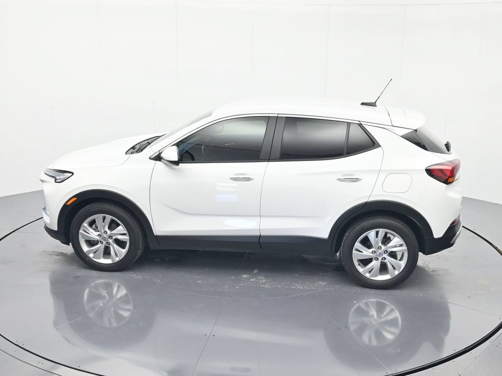 Used 2024 Buick Encore GX Preferred w/ Comfort Package FWD image 34
