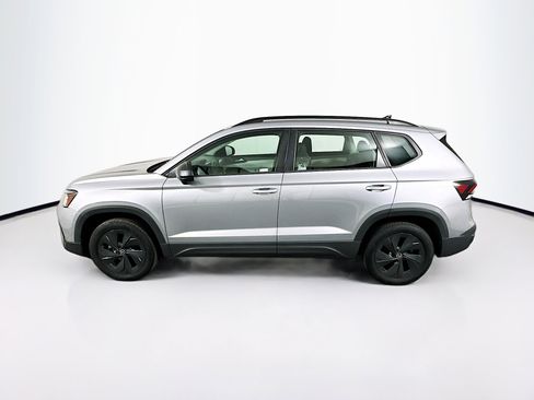 Used 2025 Volkswagen Taos S FWD image 4