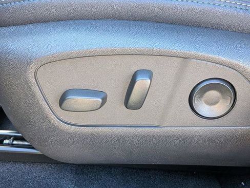 New 2026 Chevrolet Equinox EV LT w/ Convenience Package II image 23