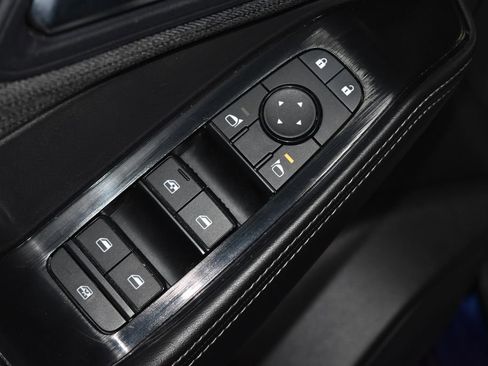 Certified 2023 Nissan Rogue SV image 5