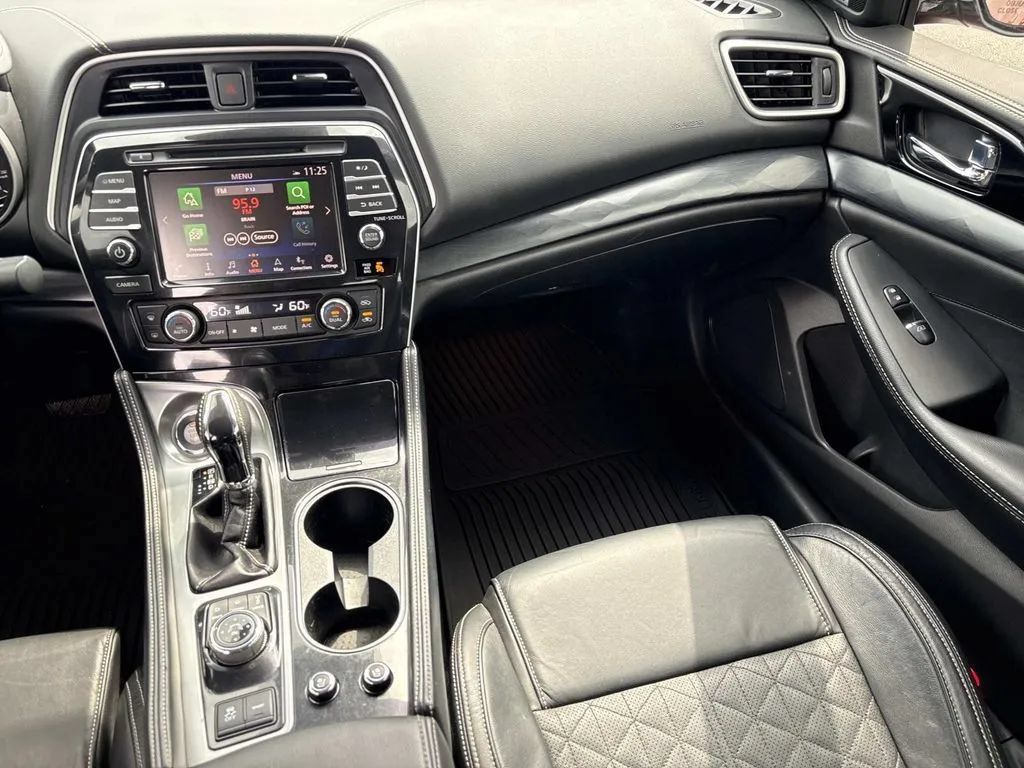 Used 2021 Nissan Maxima Platinum w/ Sport Mat Group FWD image 13
