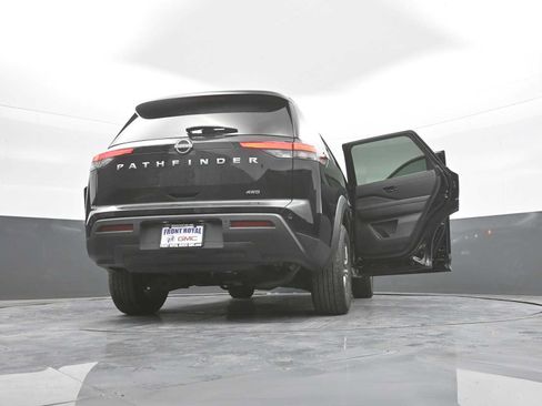 Used 2025 Nissan Pathfinder SV AWD/4WD image 48