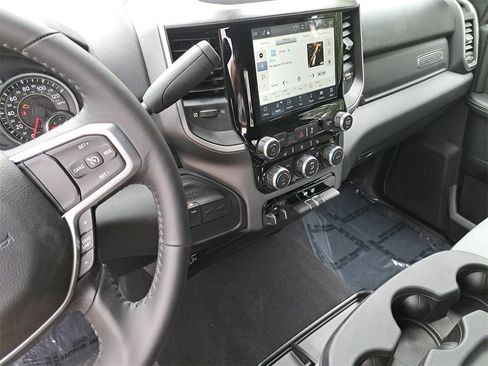 New 2024 RAM 2500 Big Horn w/ Heated Seats & Wheel Group image 25