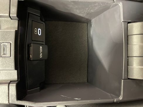 Certified 2025 Toyota Corolla LE FWD image 23