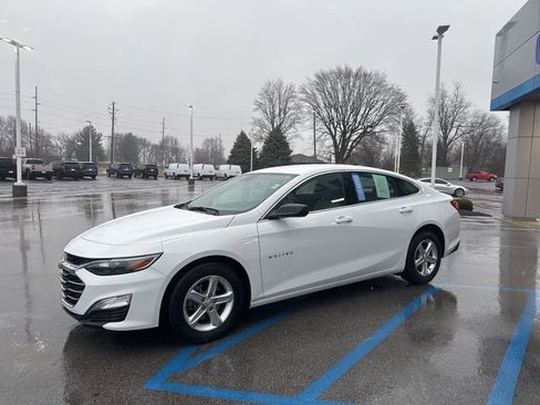 Used 2024 Chevrolet Malibu LS image 7