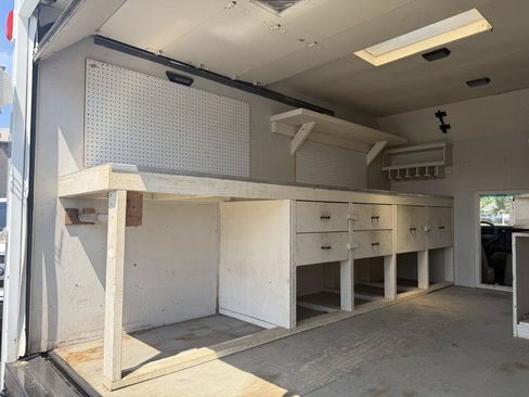 Used 1990 Ford E-350 and Econoline 350 RWD image 9