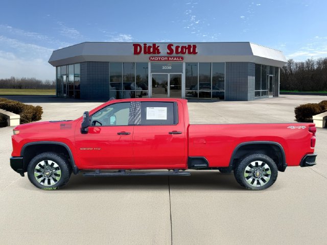 Used 2025 Chevrolet Silverado 2500 Custom w/ Custom Value Package AWD/4WD image 4