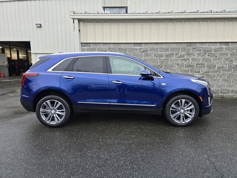 New 2025 Cadillac XT5 Premium Luxury image 10