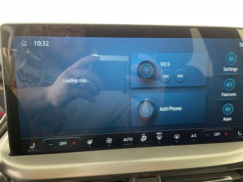 New 2025 Ford Escape SE w/ Class II Trailer Tow Package image 11