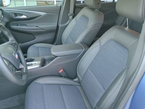Certified 2025 Buick Envista Preferred w/ Convenience I Package image 12