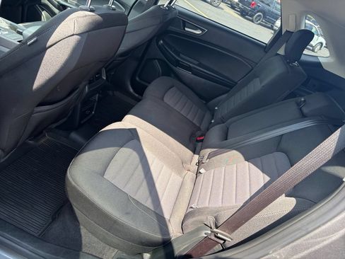 Used 2022 Ford Edge SE AWD/4WD image 16