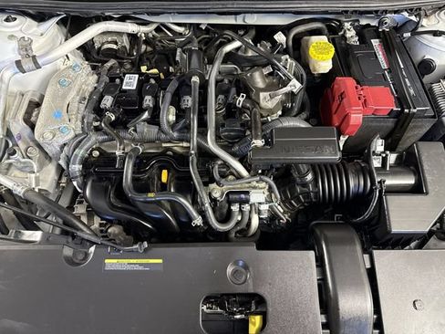Used 2024 Nissan Sentra SR FWD image 29
