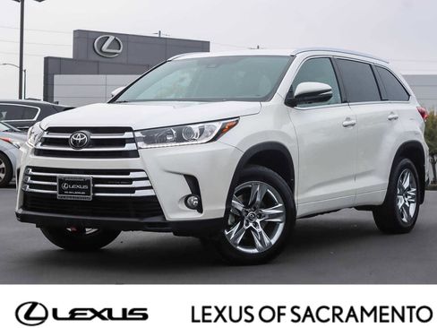 Used 2018 Toyota Highlander Limited image 1