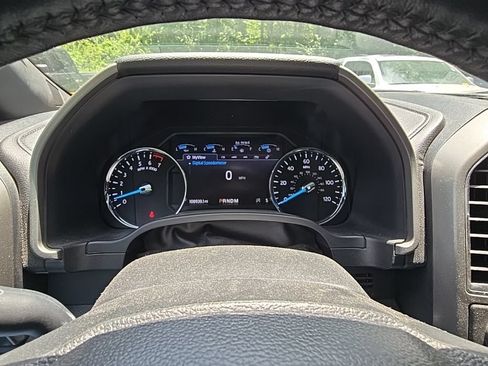 Used 2021 Ford Expedition XLT AWD/4WD image 22