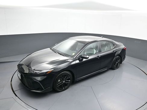 Certified 2025 Toyota Camry SE w/ Convenience Package FWD image 34