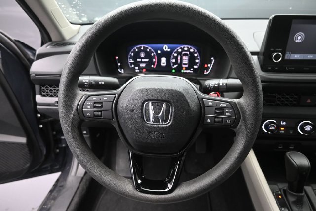 Certified 2025 Honda Accord LX image 7