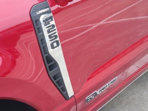 Used 2025 Ford F250 Lariat w/ Lariat Ultimate Package image 18