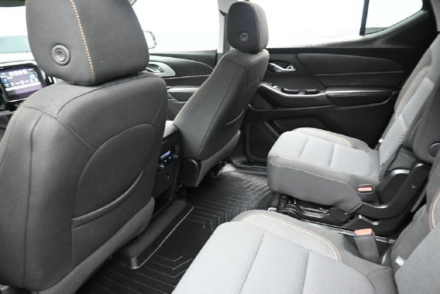Used 2018 Chevrolet Traverse LT FWD image 25