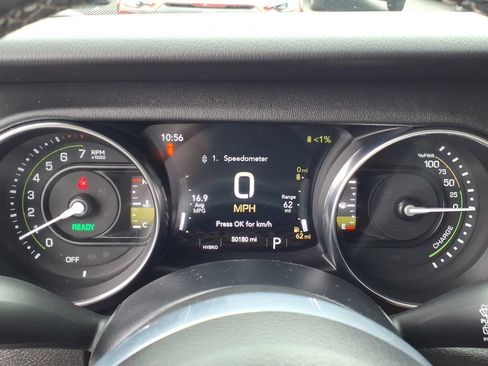 Certified 2022 Jeep Wrangler Unlimited Sahara w/ Cold Weather Group AWD/4WD image 6