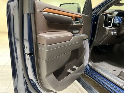 Certified 2023 GMC Sierra 1500 Denali w/ Denali Reserve Package AWD/4WD image 22