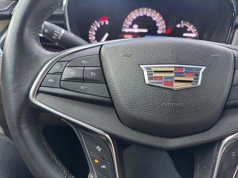 Used 2017 Cadillac XT5 Premium Luxury FWD image 23