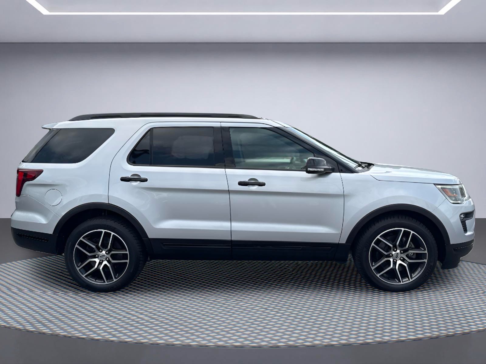 Used 2019 Ford Explorer Sport AWD/4WD image 12