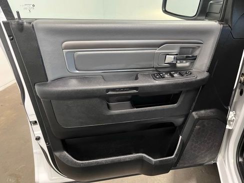 Used 2024 RAM 1500 Classic SLT image 20