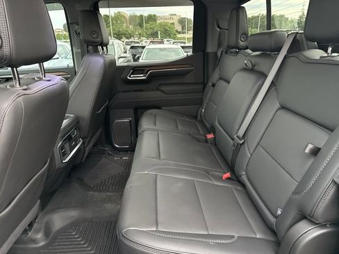 Used 2024 GMC Sierra 1500 Denali AWD/4WD image 6