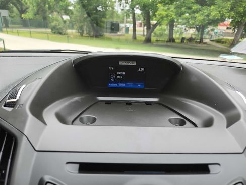 Used 2016 Ford Escape SE FWD image 20