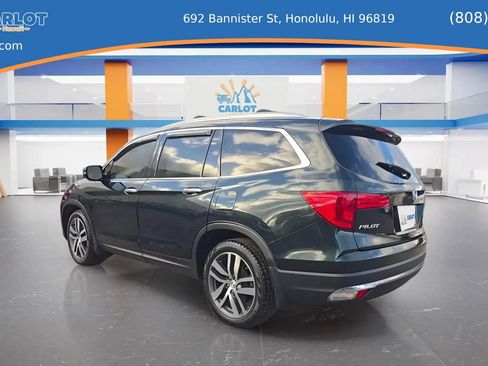 Used 2016 Honda Pilot Touring image 12