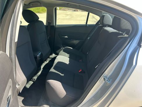 Used 2016 Chevrolet Cruze LT image 19