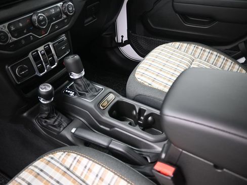New 2026 Jeep Gladiator Sport AWD/4WD image 33
