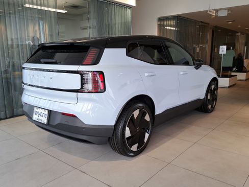 New 2026 Volvo EX30 Plus image 4