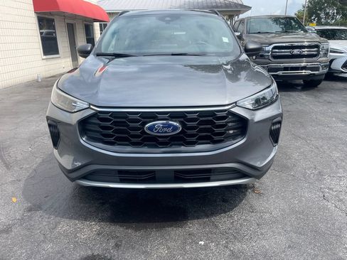 Used 2026 Ford Escape ST-Line FWD image 9