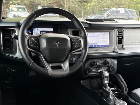 Used 2022 Ford Bronco Outer Banks AWD/4WD image 23