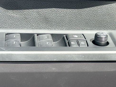 Used 2025 Toyota Tundra SR5 AWD/4WD image 22