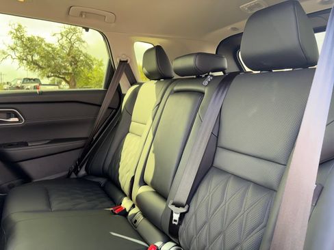 Used 2026 Nissan Rogue Platinum AWD/4WD image 21