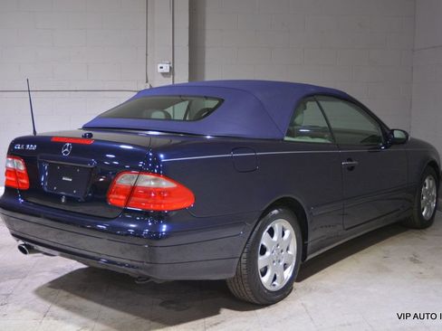 Used 2002 Mercedes-Benz CLK 320 Cabriolet image 4