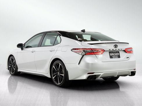 Used 2019 Toyota Camry XSE w/ Driver Assist Package FWD image 3