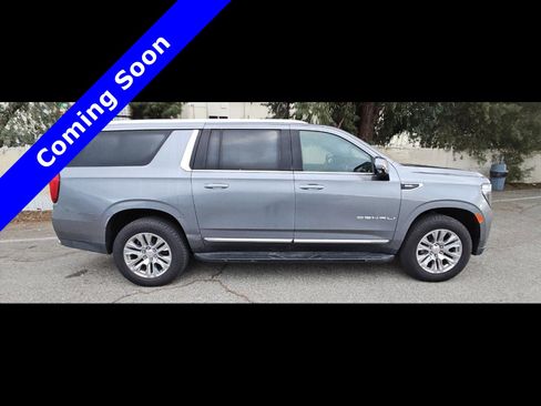 Used 2021 GMC Yukon XL Denali AWD/4WD image 12
