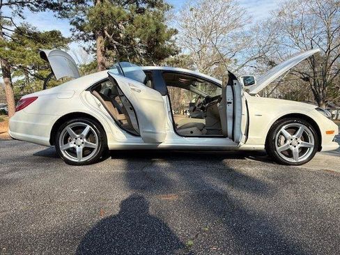 Used 2012 Mercedes-Benz CLS 550 image 6