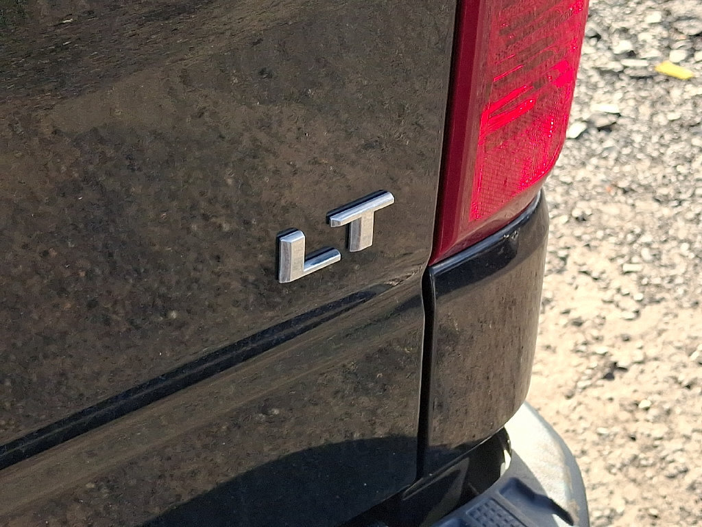 Used 2024 Chevrolet Silverado 1500 LT AWD/4WD image 30