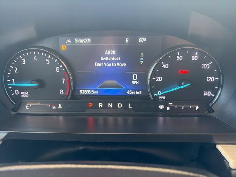 Used 2023 Ford Explorer XLT w/ Equipment Group 202A RWD image 11