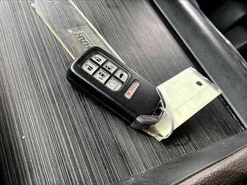 Used 2022 Honda Odyssey EX image 33