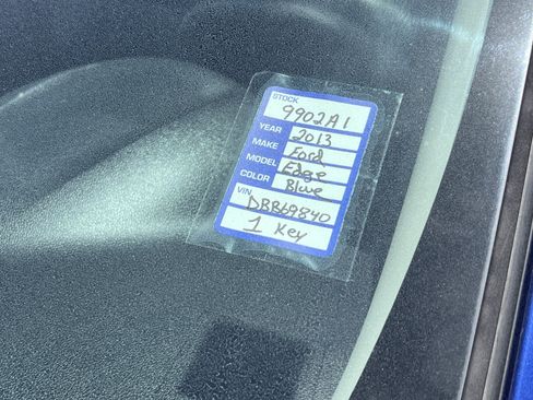 Used 2025 Kia Telluride S FWD image 26