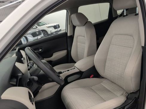 New 2026 Honda HR-V LX image 18