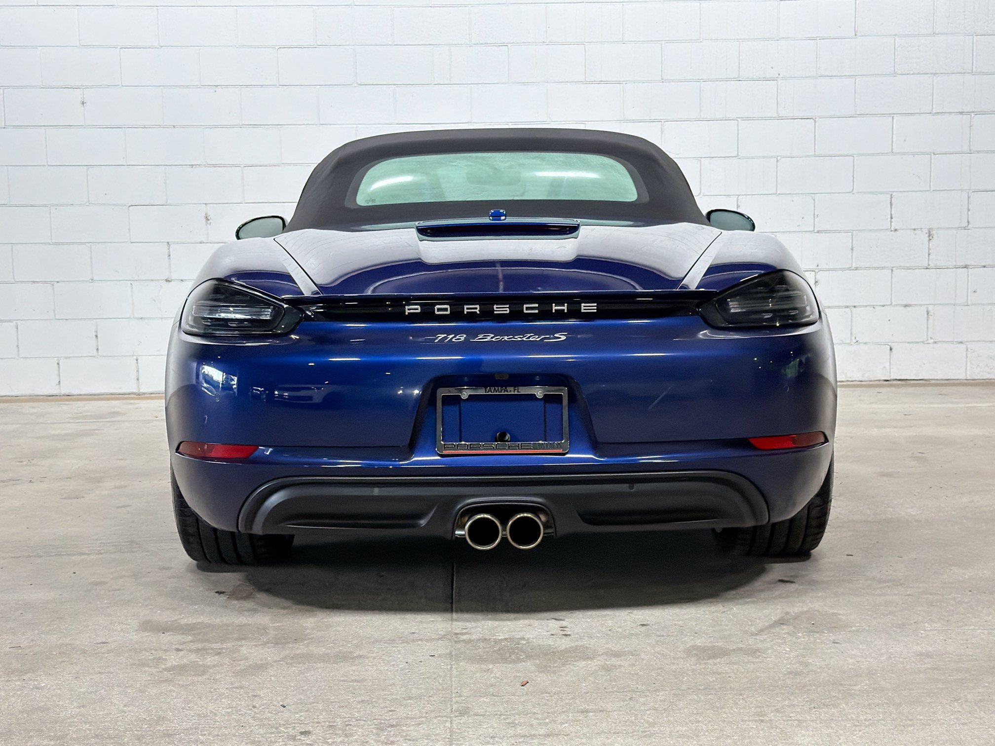 Certified 2024 Porsche 718 Boxster S RWD image 8